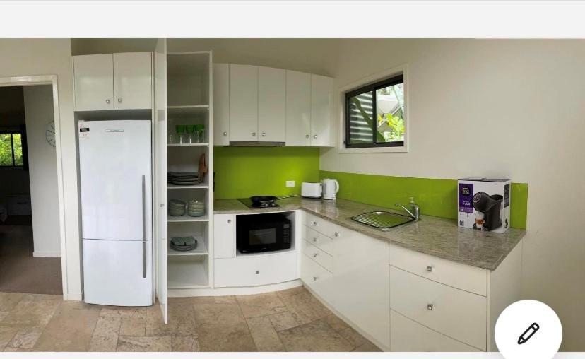 Dezen Accomodation Palmview 外观 照片